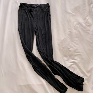 Pretty Little Thing Leggings